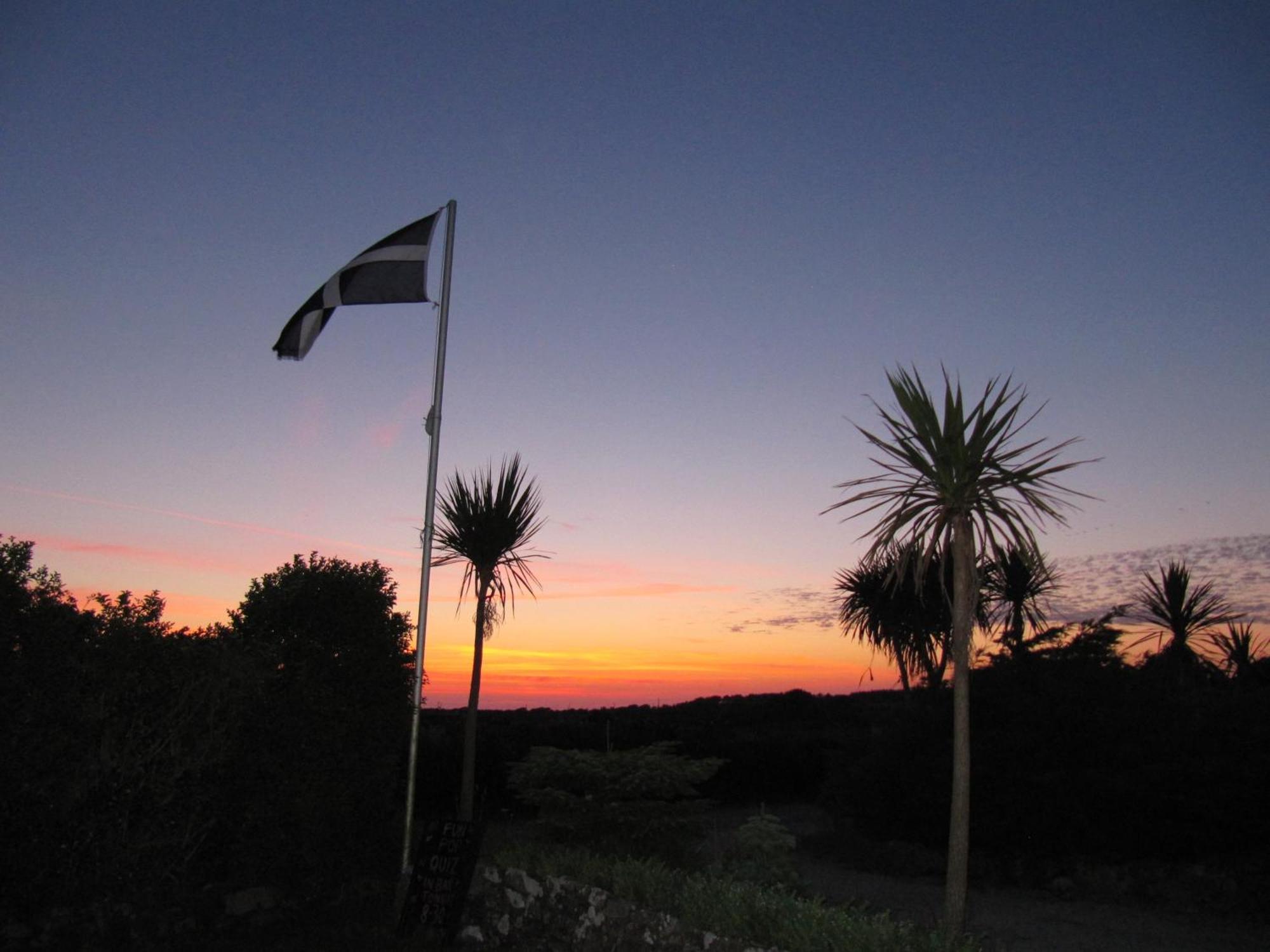 סנט ג'אסט Roselands Caravan Park, Nr Lands End, Cornwall מראה חיצוני תמונה